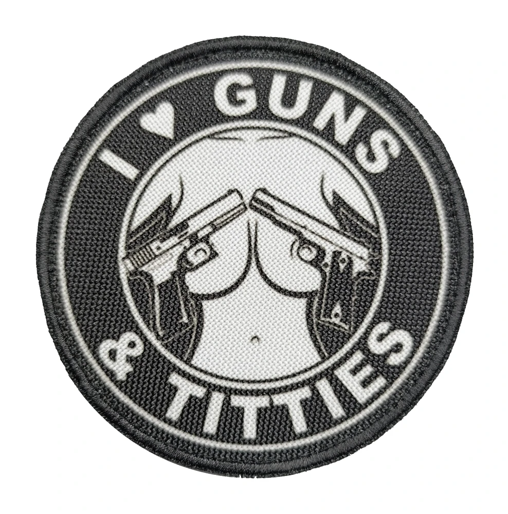 Nášivka I love Guns and Titties černá
